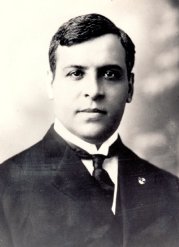 Aristides in his 20s https://upload.wikimedia.org/wikipedia/commons/5/51/Aristides20I.jpg